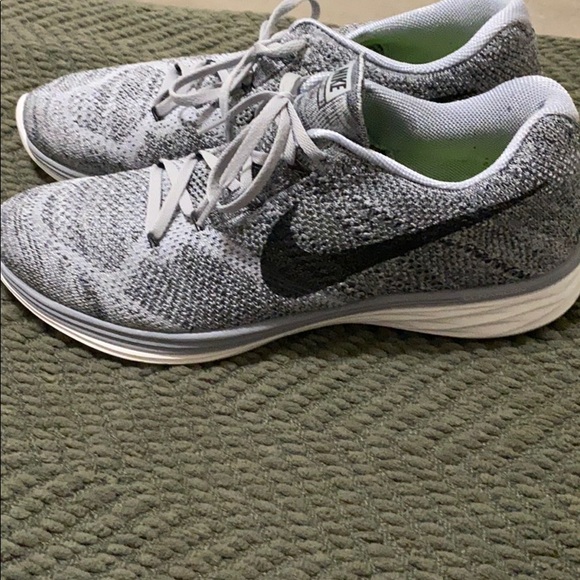 nike flyknit size 3